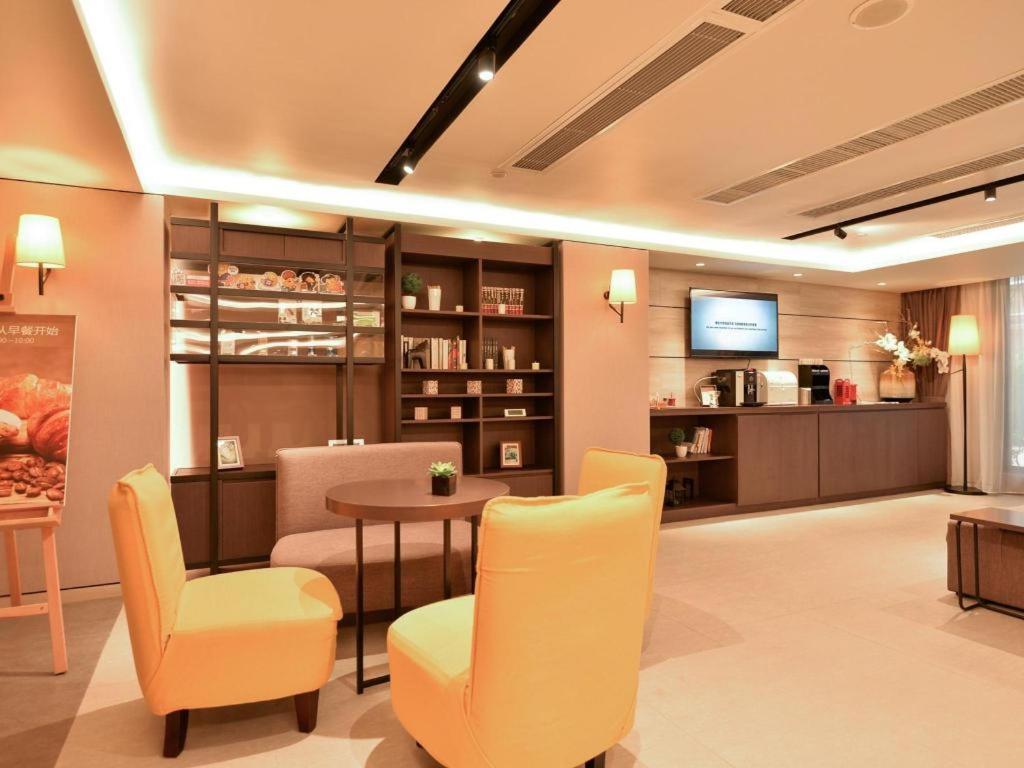 Home Inns Plus Shanghai Xujiahui Branch Xangai Exterior foto