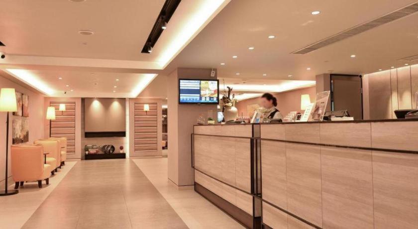 Home Inns Plus Shanghai Xujiahui Branch Xangai Exterior foto