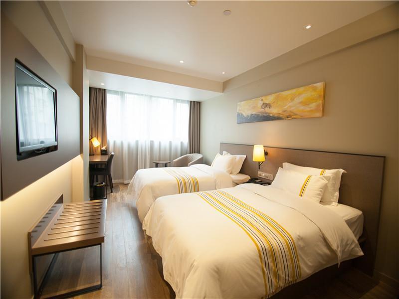 Home Inns Plus Shanghai Xujiahui Branch Xangai Exterior foto